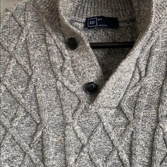 GAP Speckled Grey Cable Knit Mockneck Sweater - Picture 3 of 5